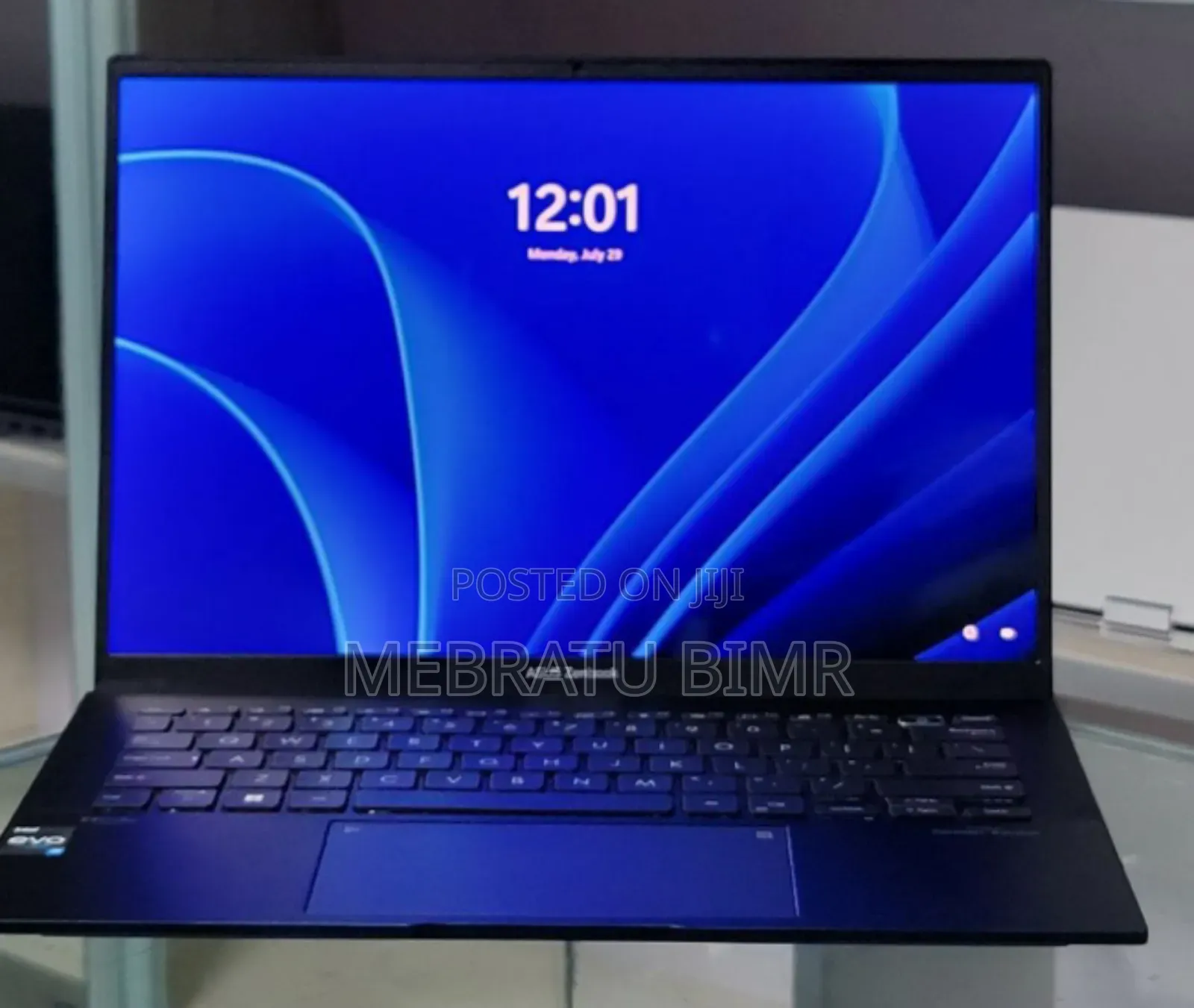 New Laptop Asus ZenBook 13 UX331UN 8GB Intel Core I5 SSD 512GB