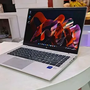 Photo - New Laptop HP EliteBook 840 16GB Intel Core I7 SSD 512GB