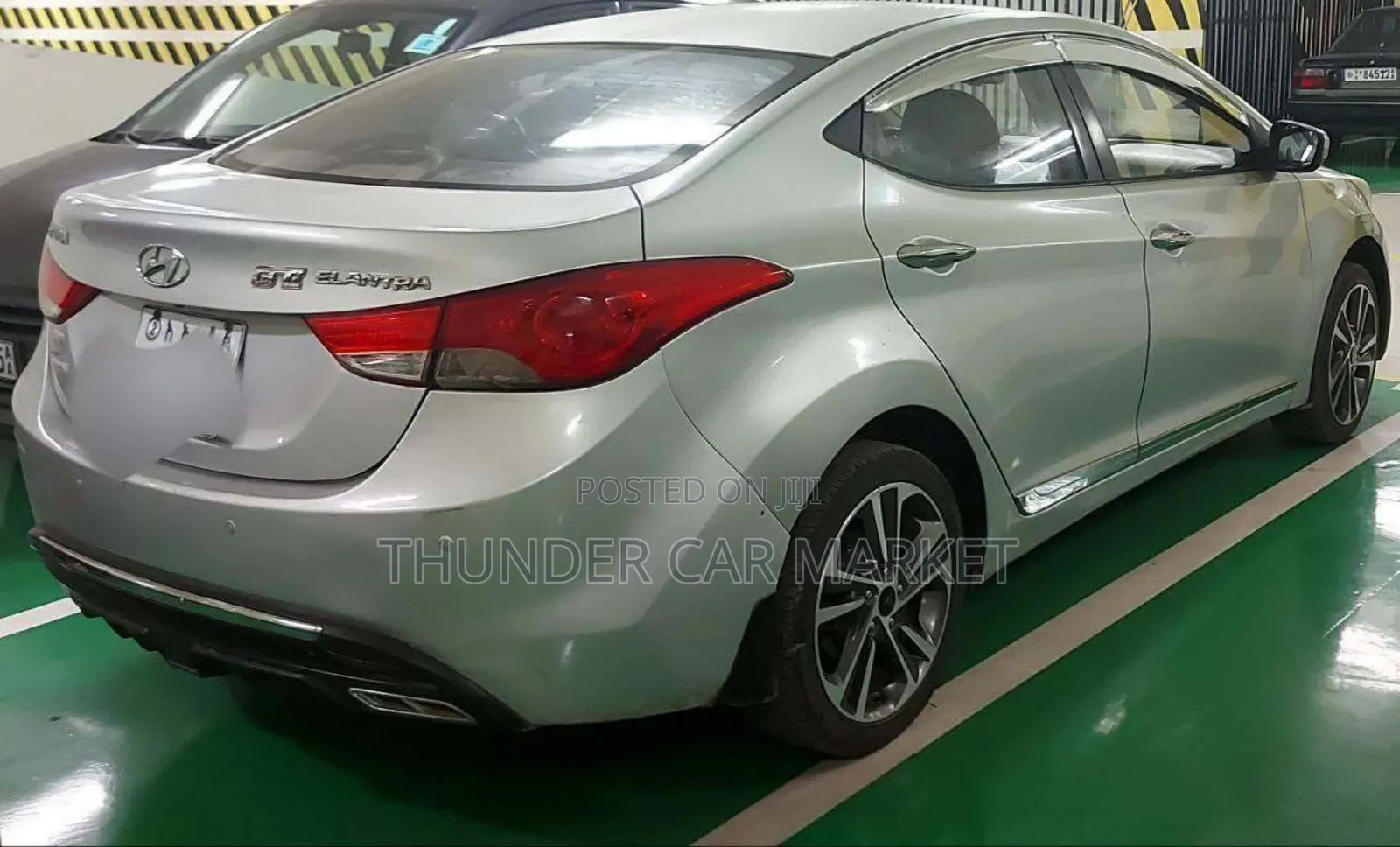 Hyundai Elantra 2012 Silver