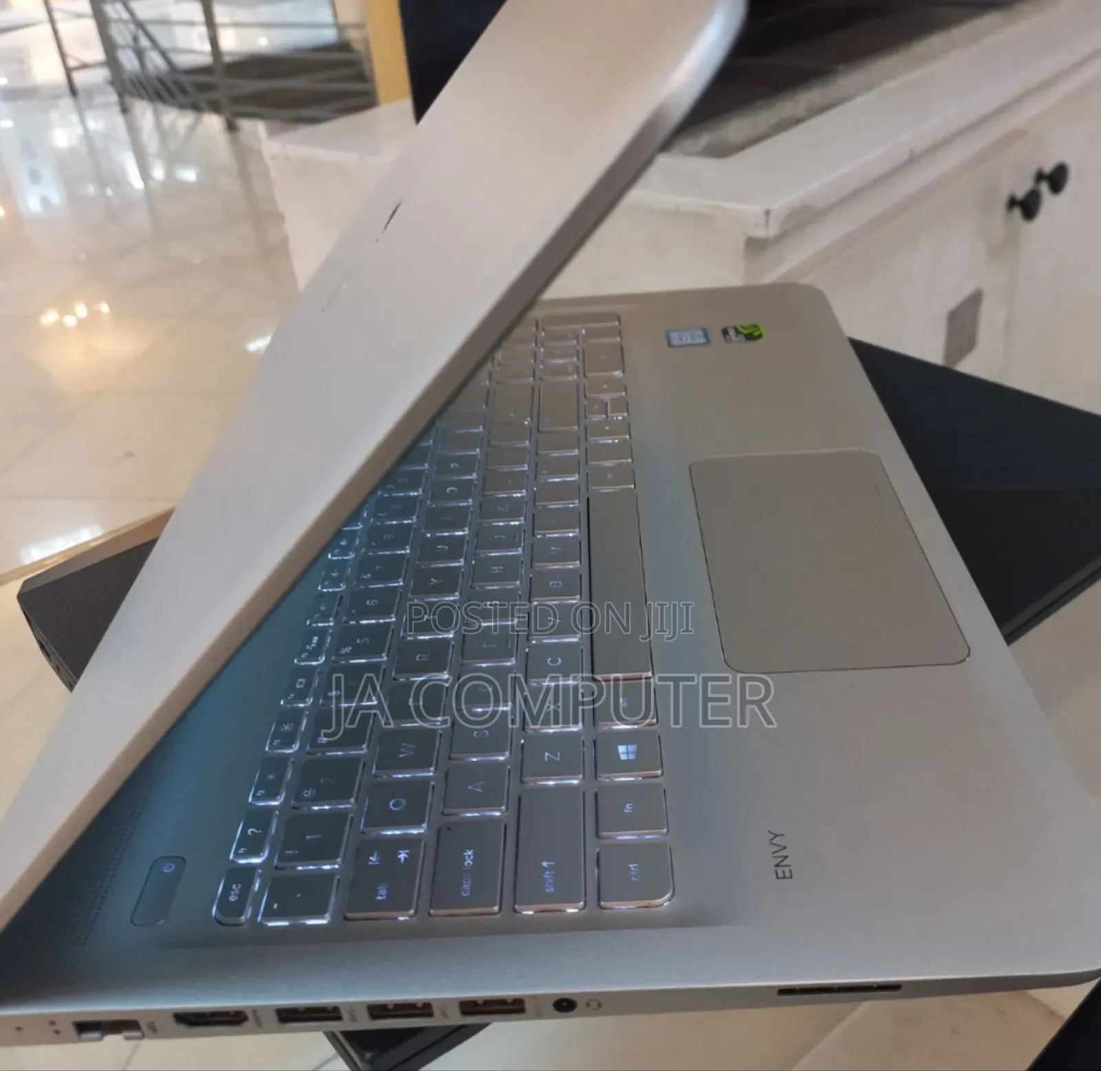 Laptop HP Envy X360 16GB Intel Core I5 SSHD (Hybrid) 1.5T