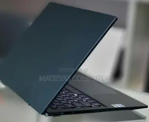 New Laptop Asus Zenbook 14 UX434 16GB Intel Core I5 SSD 512GB