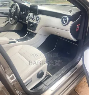 Mercedes-Benz A-Class 2013 Gold