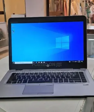 New Laptop HP 8GB AMD HDD 500GB