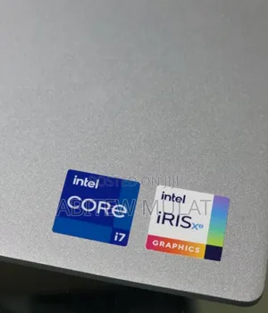 New Laptop Dell Inspiron 13 7000 16GB Intel Core I7 SSD 512GB