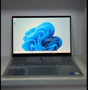 Photo - New Laptop Dell Inspiron 13 7352 16GB Intel Core I7 SSD 512GB