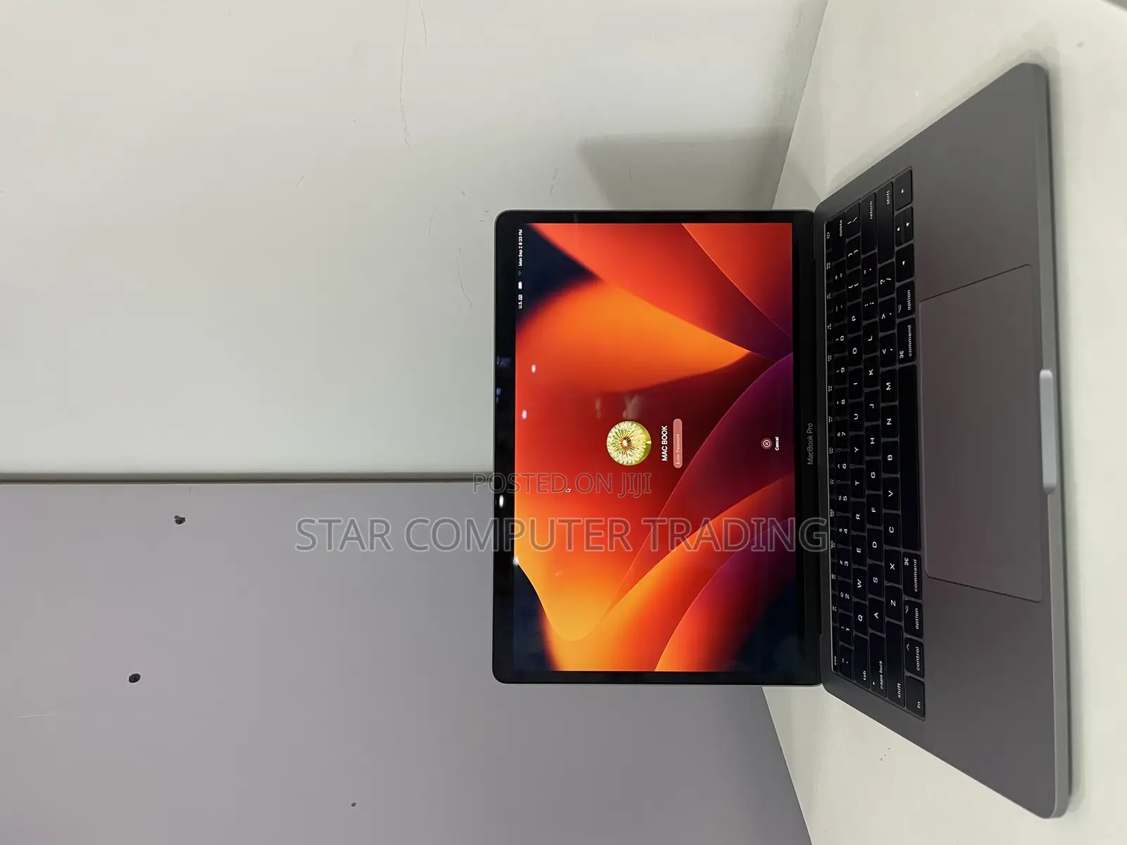 New Laptop Apple MacBook Pro 2015 8GB Intel Core I7 SSD 128GB