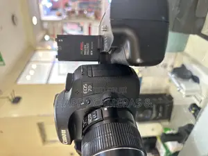 7d Canon 18-55mm + Battery Grip