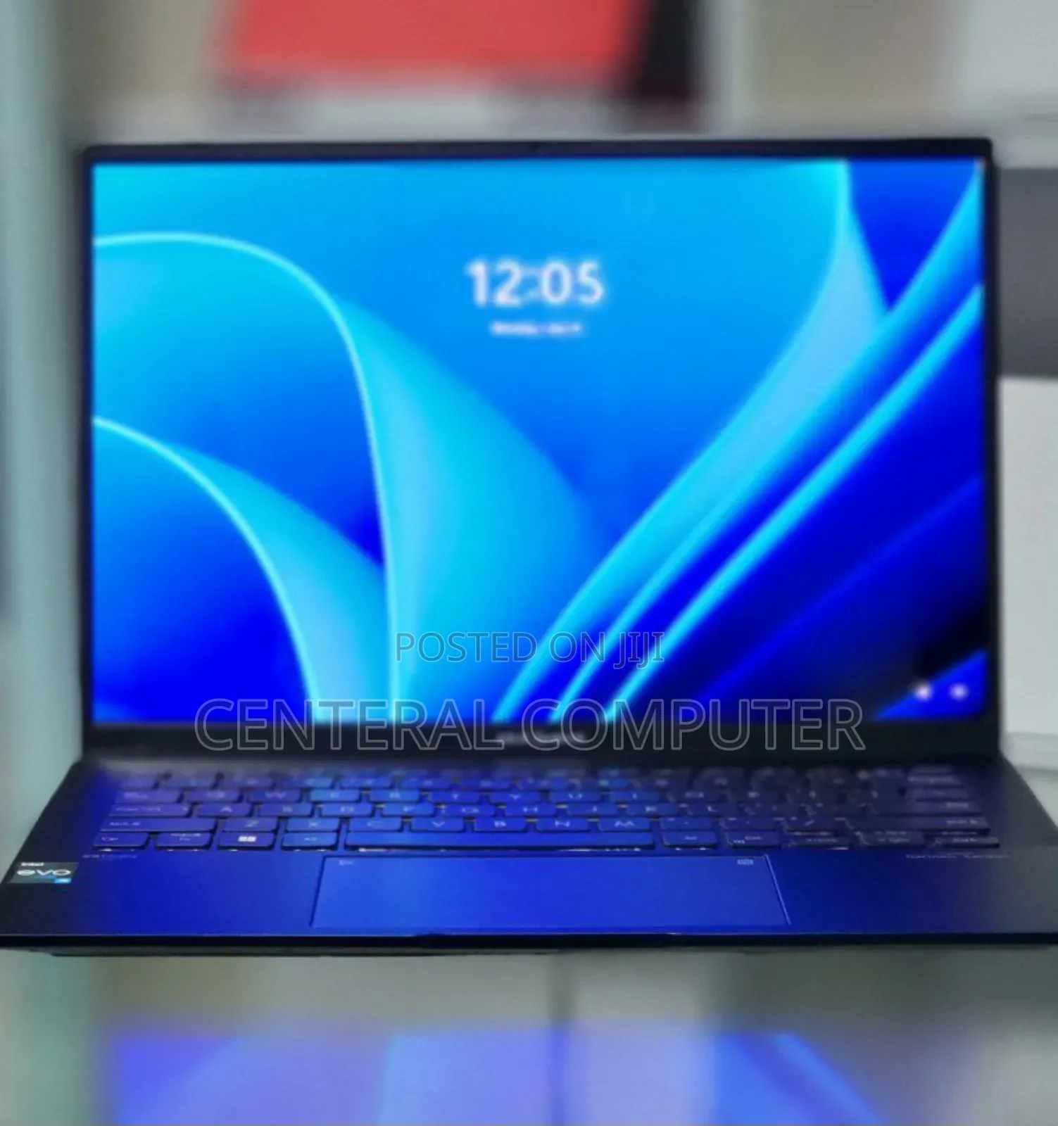 New Laptop Asus ZenBook UX430UA 8GB Intel Core I5 SSD 512GB