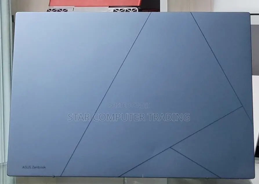 New Laptop Asus ZenBook UX303LA 8GB Intel Core I5 SSD 512GB