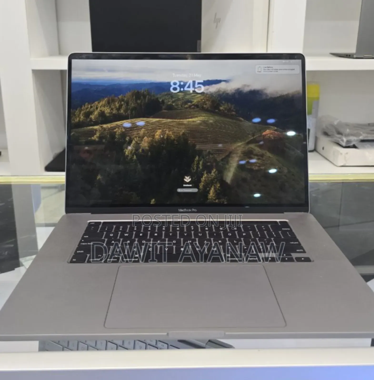 New Laptop Apple MacBook Pro 2019 16GB Intel Core I7 SSD 1T
