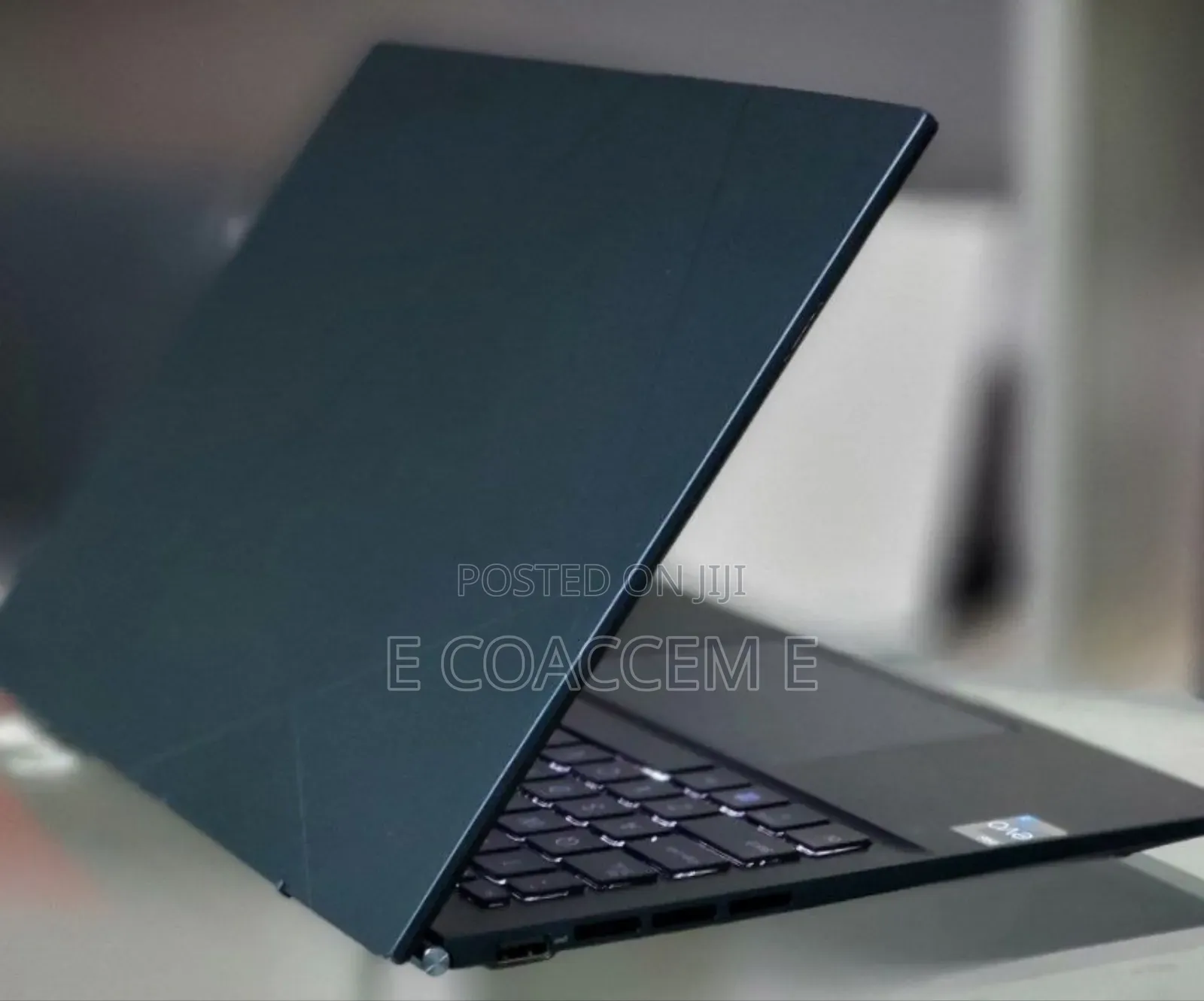 New Laptop Asus ZenBook 13 UX331UN 8GB Intel Core I5 SSD 512GB