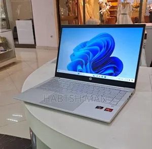 New Laptop HP Pavilion 14 16GB AMD Ryzen 5 SSD 512GB