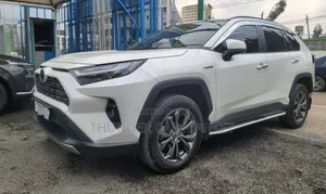 Toyota RAV4 2023 White