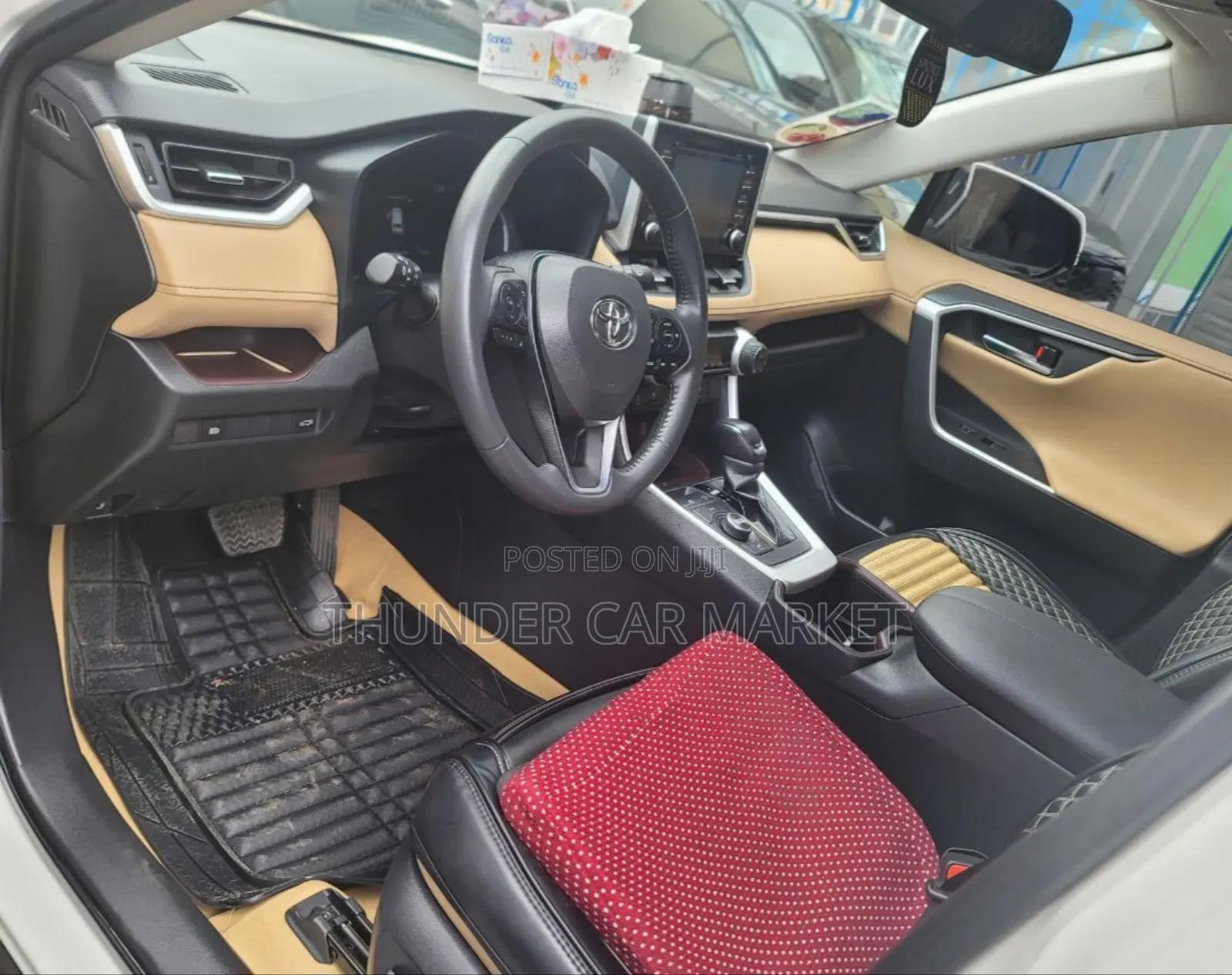 Toyota RAV4 2023 White