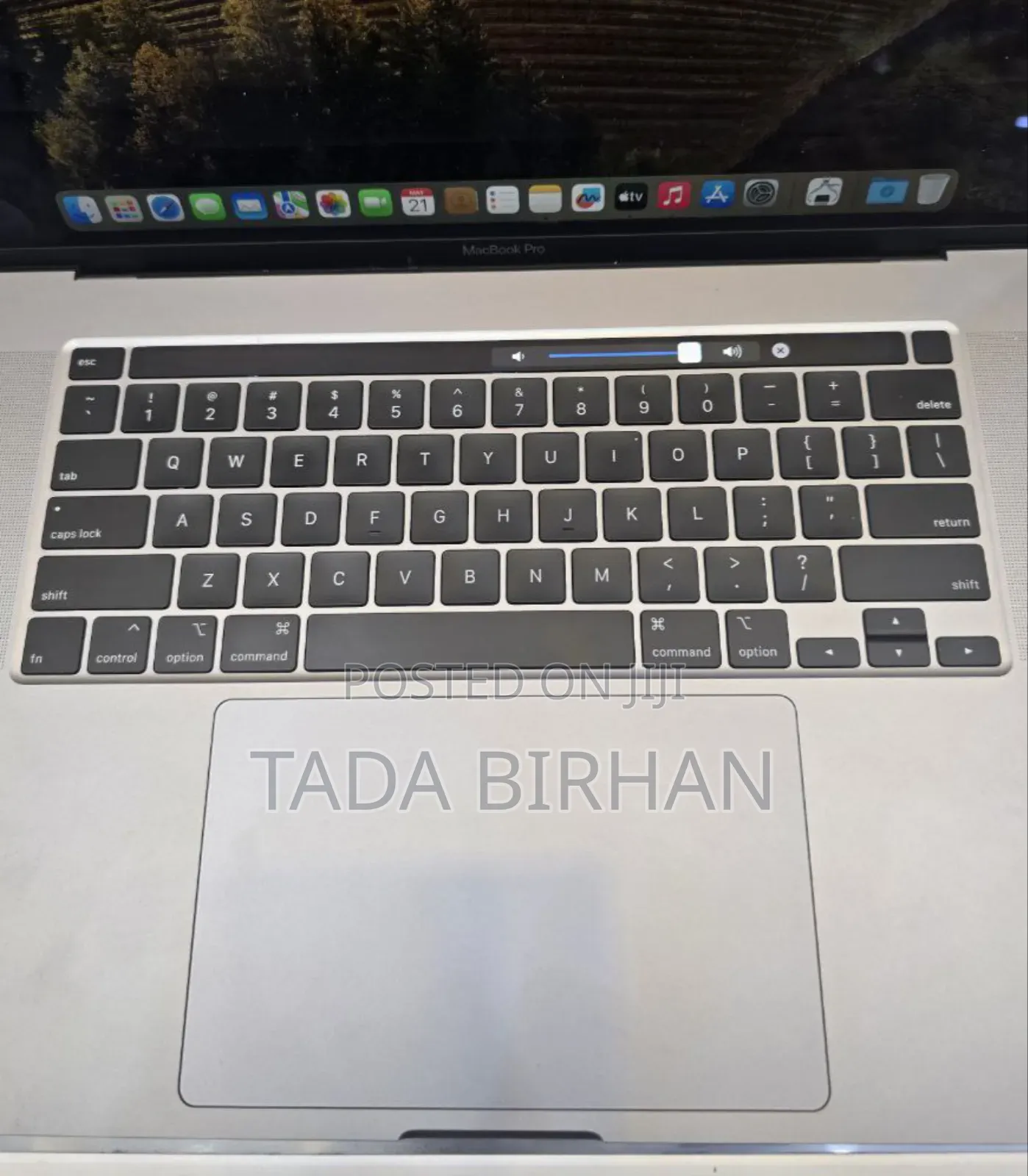 New Laptop Apple MacBook Pro 2019 16GB Intel Core I7 SSD 1T