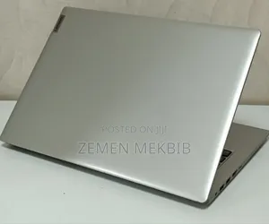 New Laptop Lenovo Ideapad 3 4GB AMD Ryzen 3 SSD 256GB