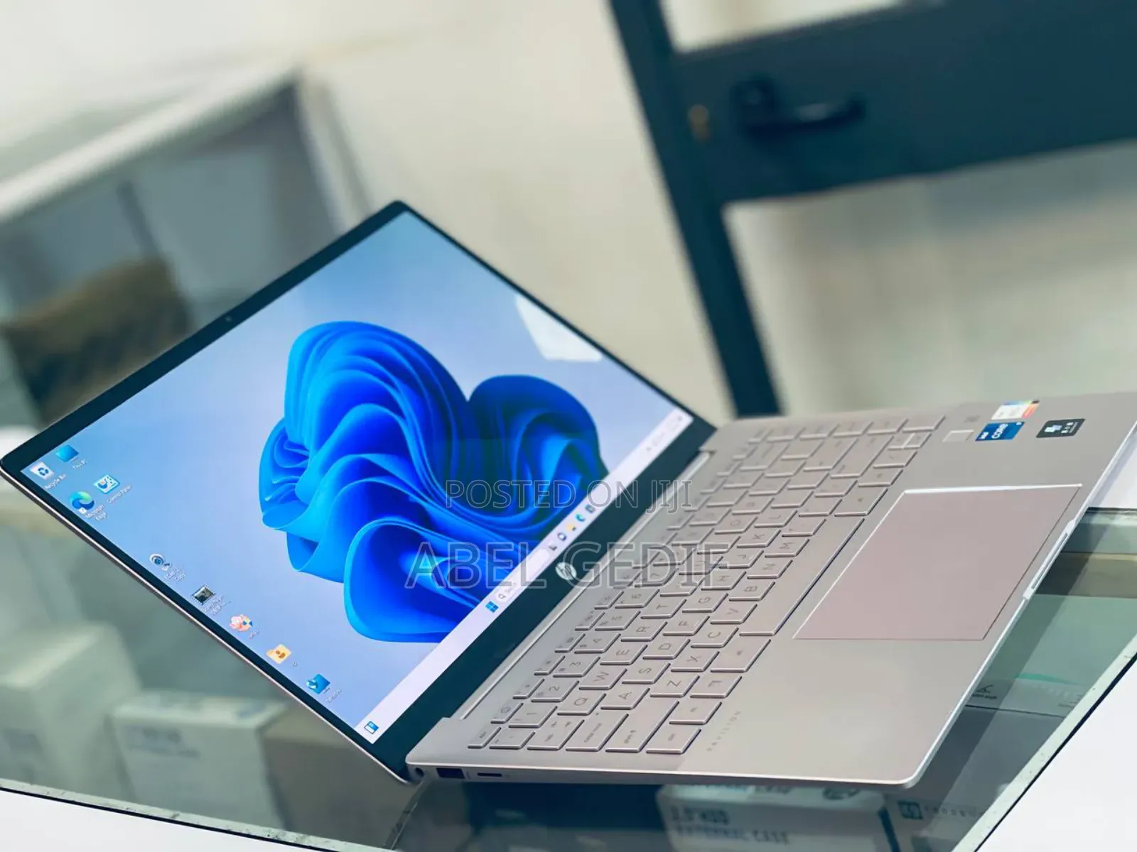 New Laptop HP Pavilion 14 16GB Intel Core I7 SSD 512GB