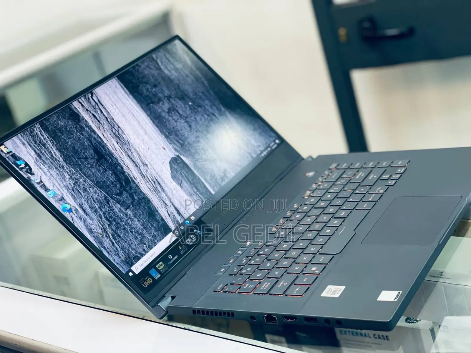 New Laptop Asus ROG Zephyrus G15 32GB Intel Core I7 SSD 512GB