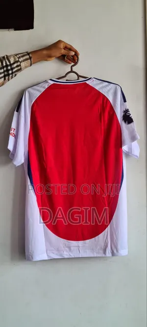 New Arsenal Home Kit