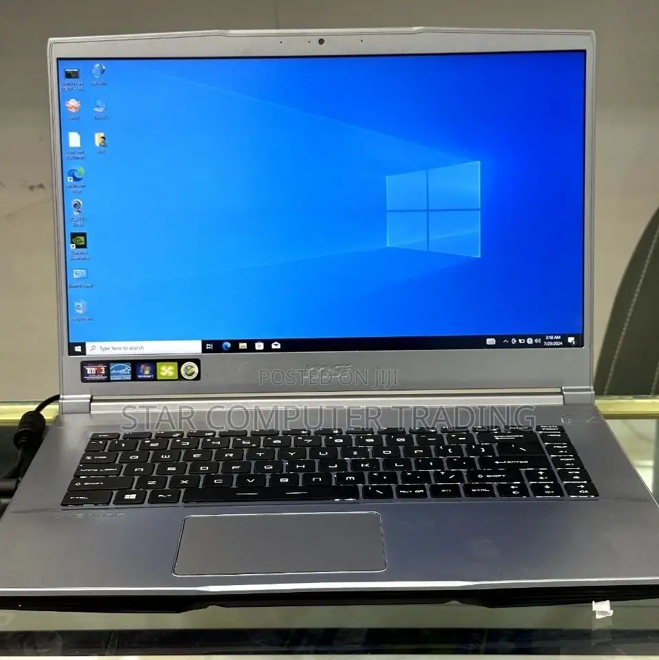 New Laptop MSI Creator 17 B11ue-224 16GB Intel Core I7 SSD 512GB