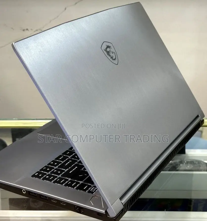 New Laptop MSI Creator 17 B11ue-224 16GB Intel Core I7 SSD 512GB