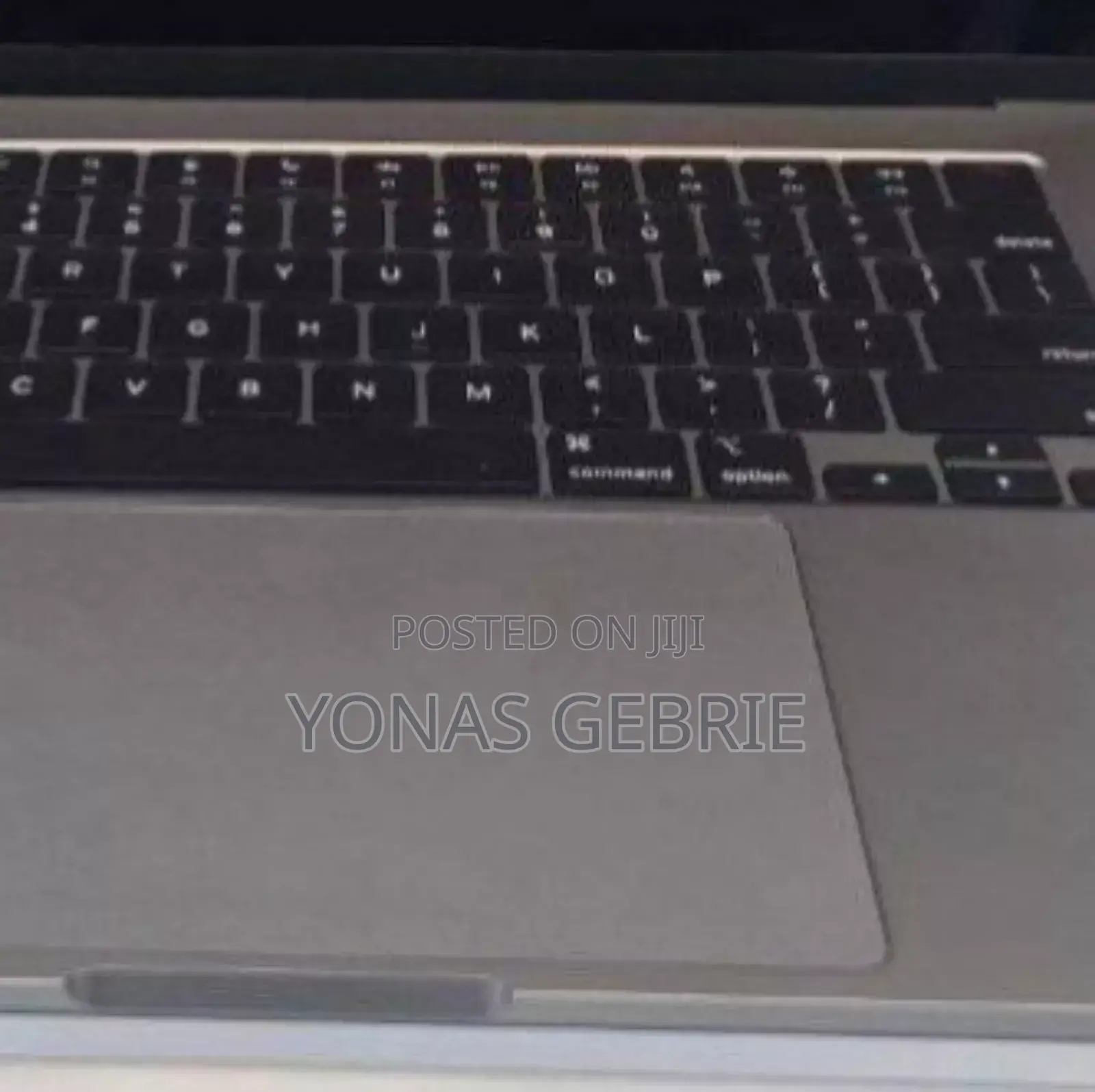 New Laptop Apple MacBook 8GB Apple M2 Ultra SSD 256GB