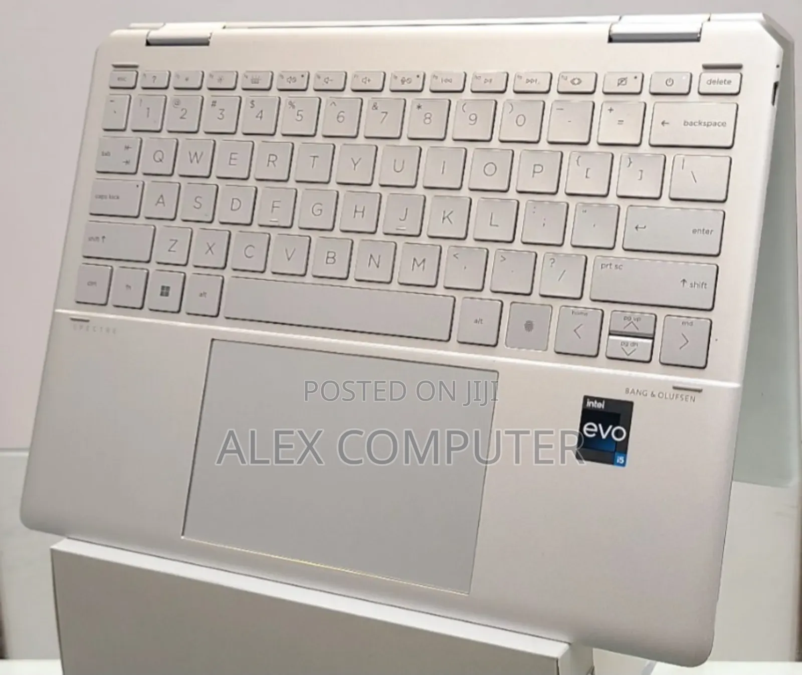 New Laptop HP Envy X360 8GB Intel Core I5 SSD 512GB