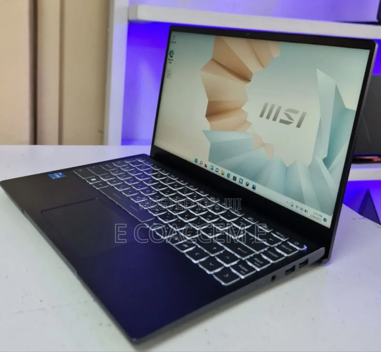 New Laptop MSI 8GB Intel Core I3 SSD 256GB