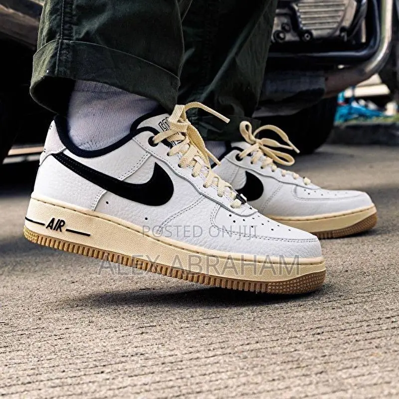 Air Force 1 Summit White Black