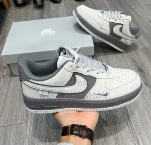 Photo - Air Force 1 (2024)