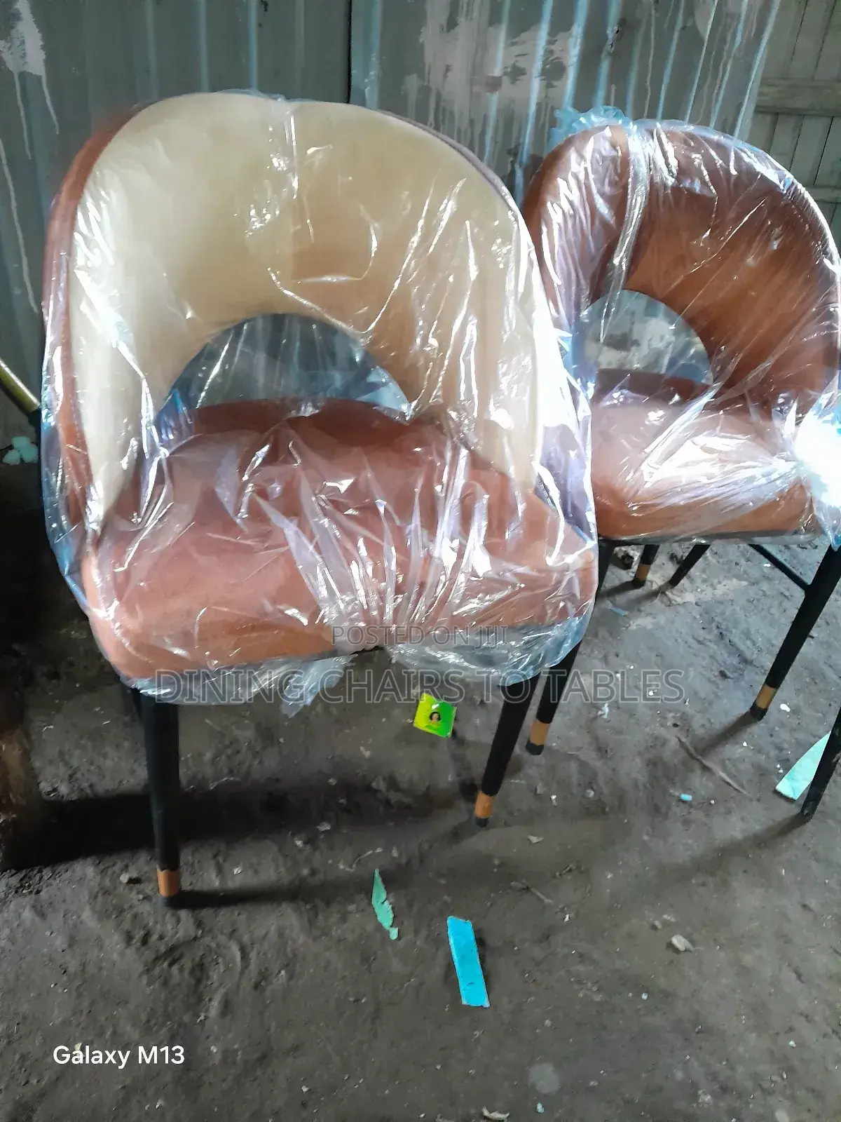 የሆቴል የካፌ የሥጋ ቤት የባር ወምበርና ጠረጼዛ