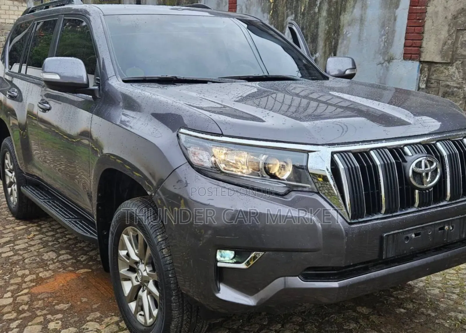 Toyota Land Cruiser 2021 Gray