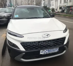 Hyundai Kona 2022 White