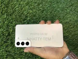 New Samsung Galaxy S22 5G 128 GB