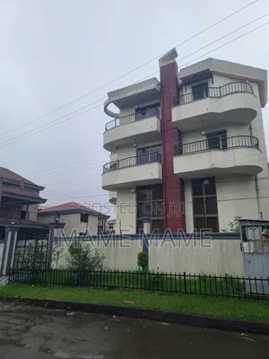 Photo - 9bdrm House in Addis Abeba, Bole for rent