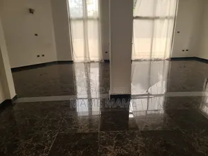 9bdrm House in Addis Abeba, Bole for rent