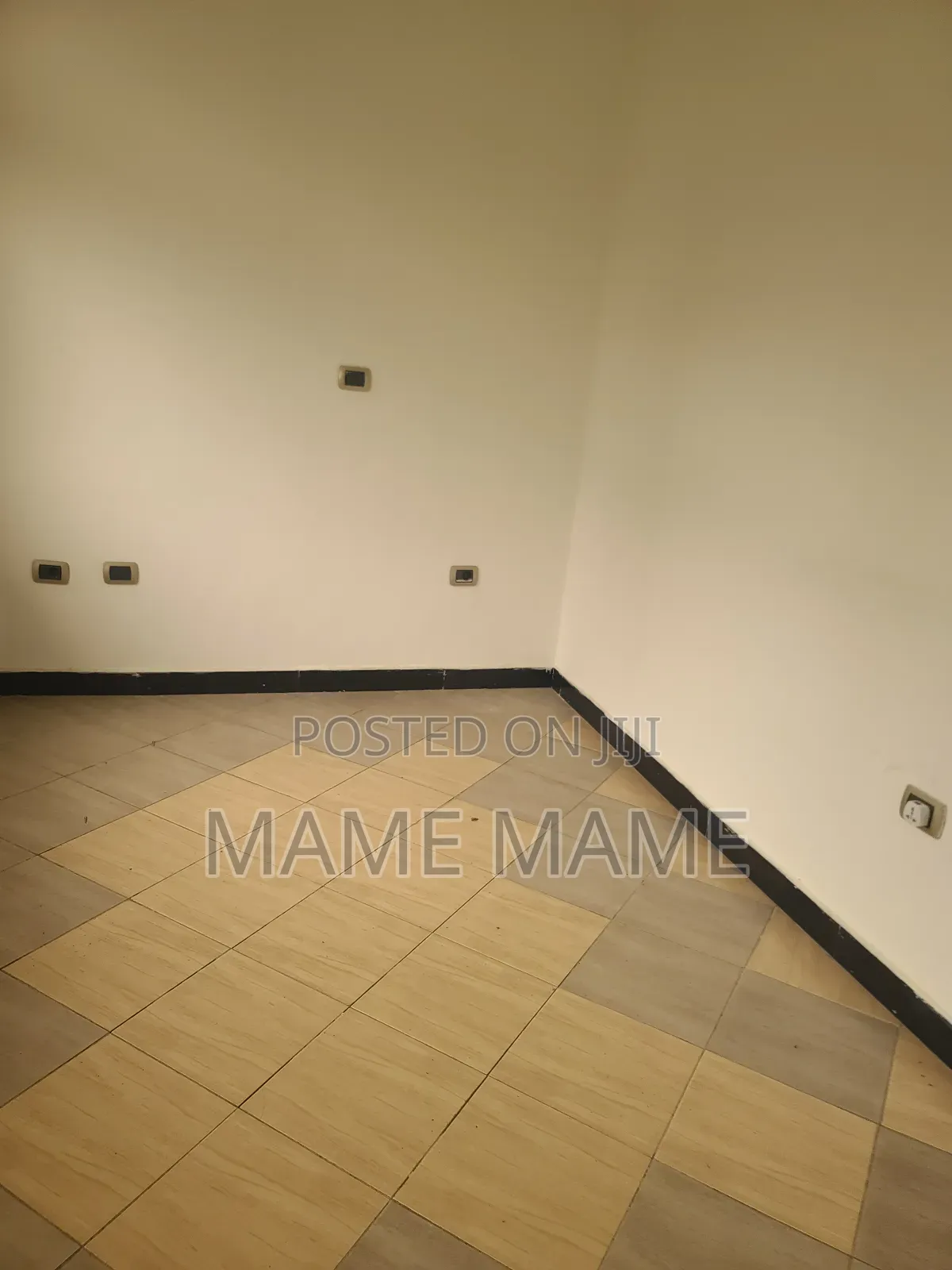 9bdrm House in Addis Abeba, Bole for rent