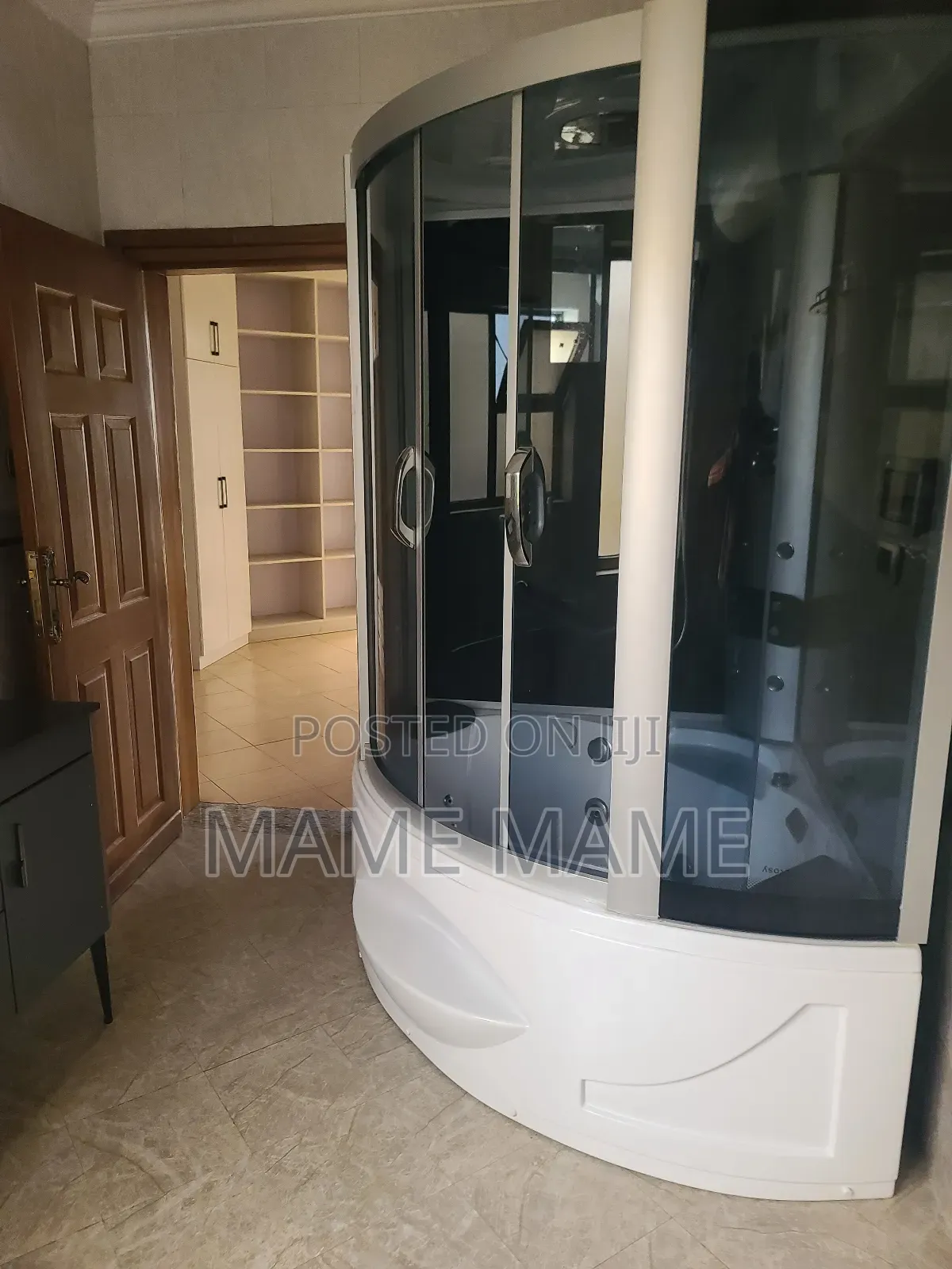 9bdrm House in Addis Abeba, Bole for rent