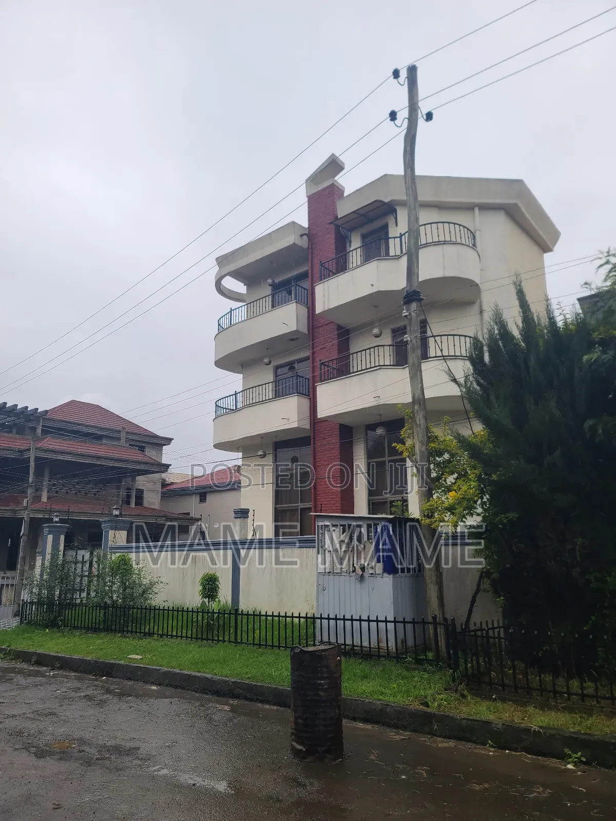 9bdrm House in Addis Abeba, Bole for rent
