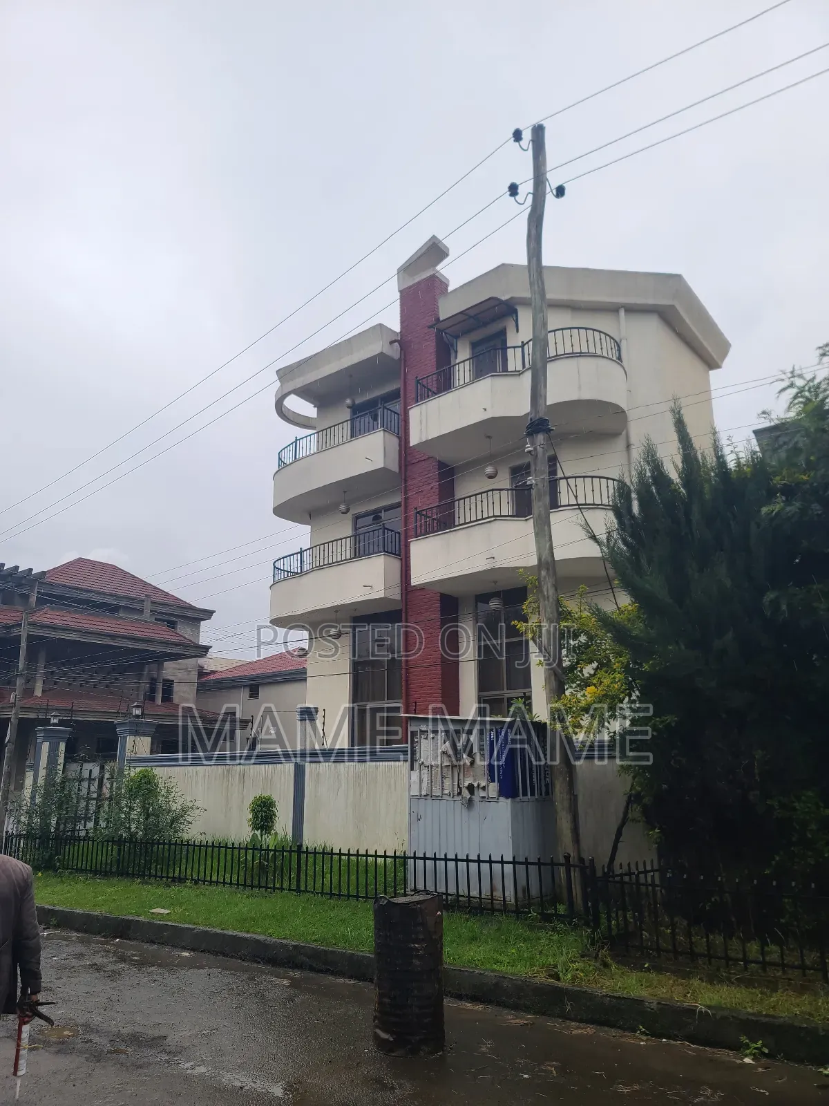 9bdrm House in Addis Abeba, Bole for rent