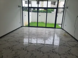 9bdrm House in Addis Abeba, Bole for rent