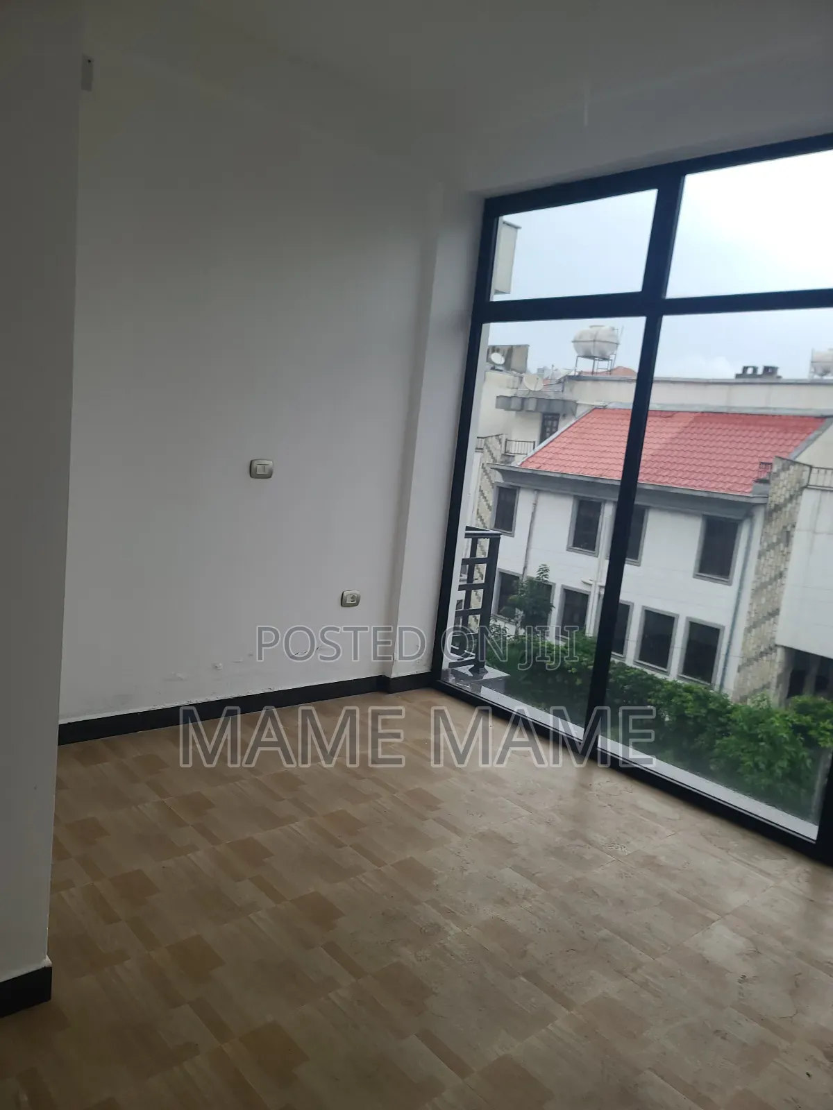 9bdrm House in Addis Abeba, Bole for rent