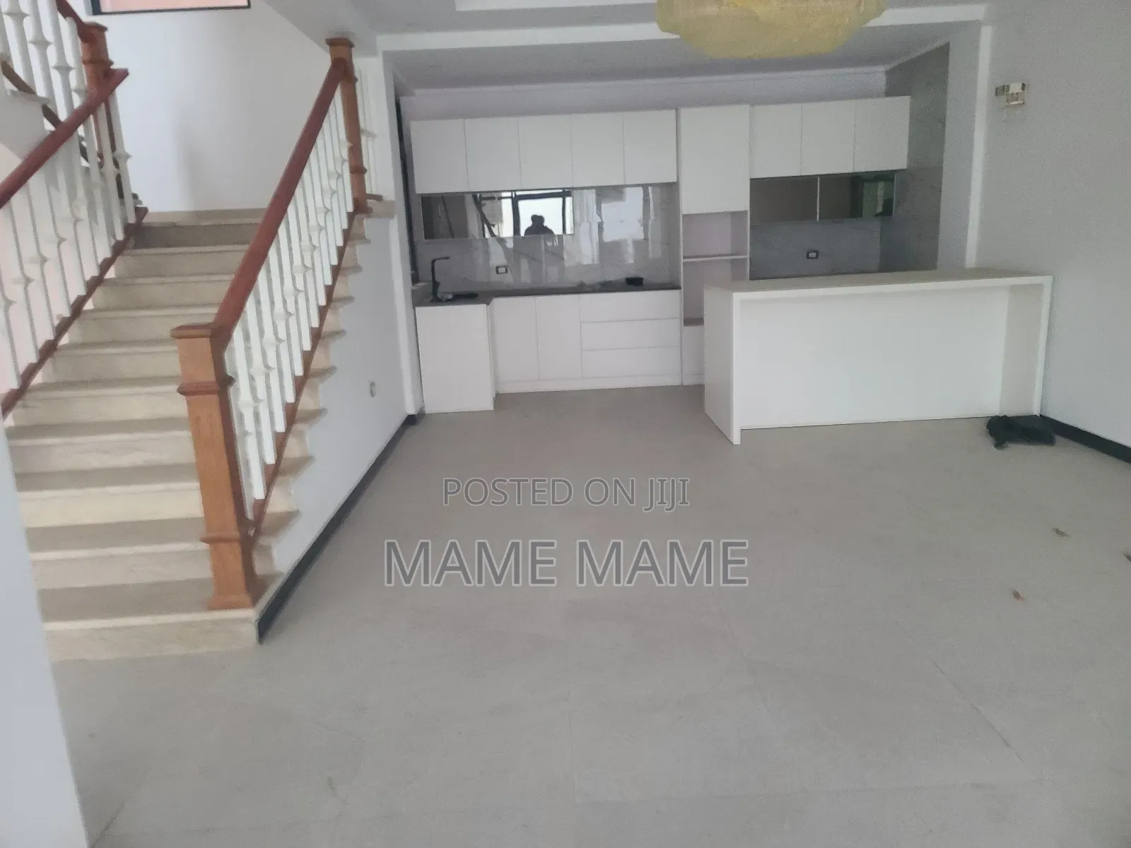 9bdrm House in Addis Abeba, Bole for rent