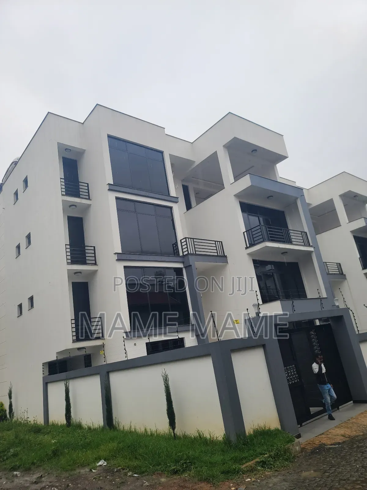 9bdrm House in Addis Abeba, Bole for rent