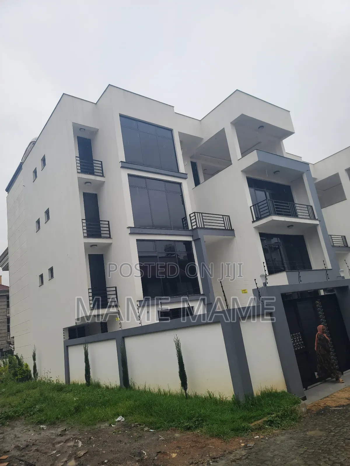 9bdrm House in Addis Abeba, Bole for rent