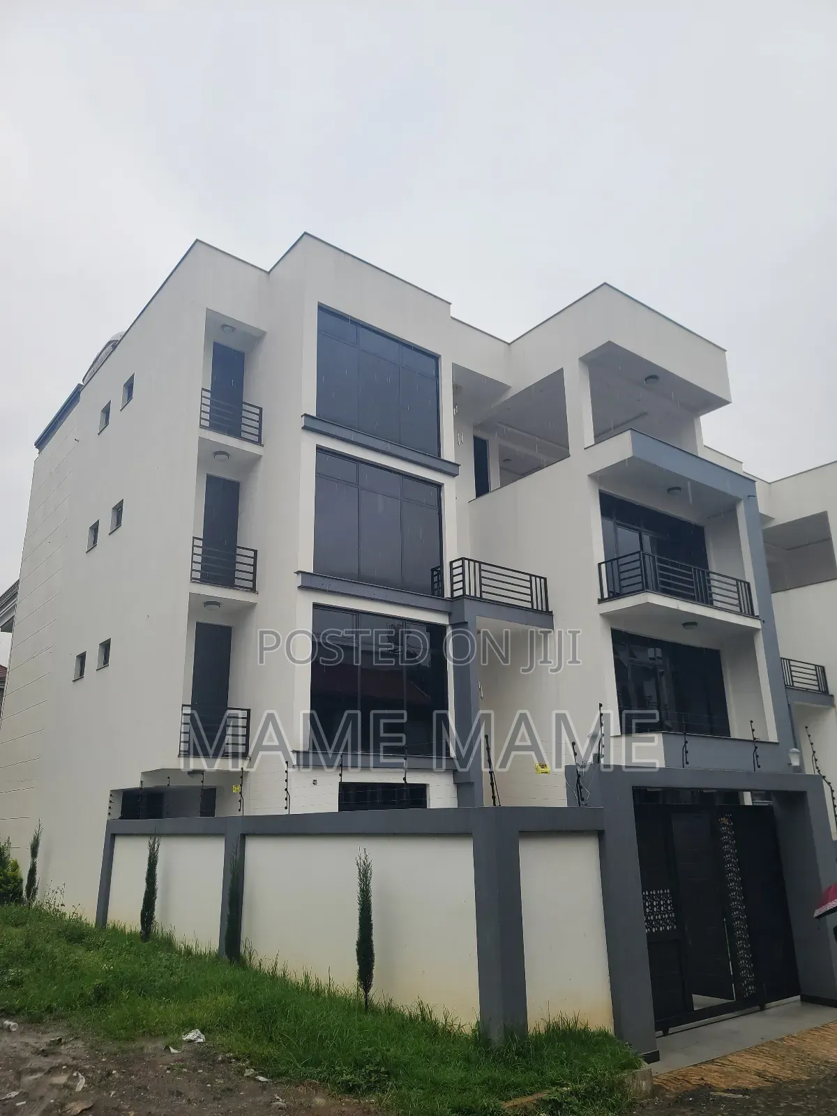 9bdrm House in Addis Abeba, Bole for rent