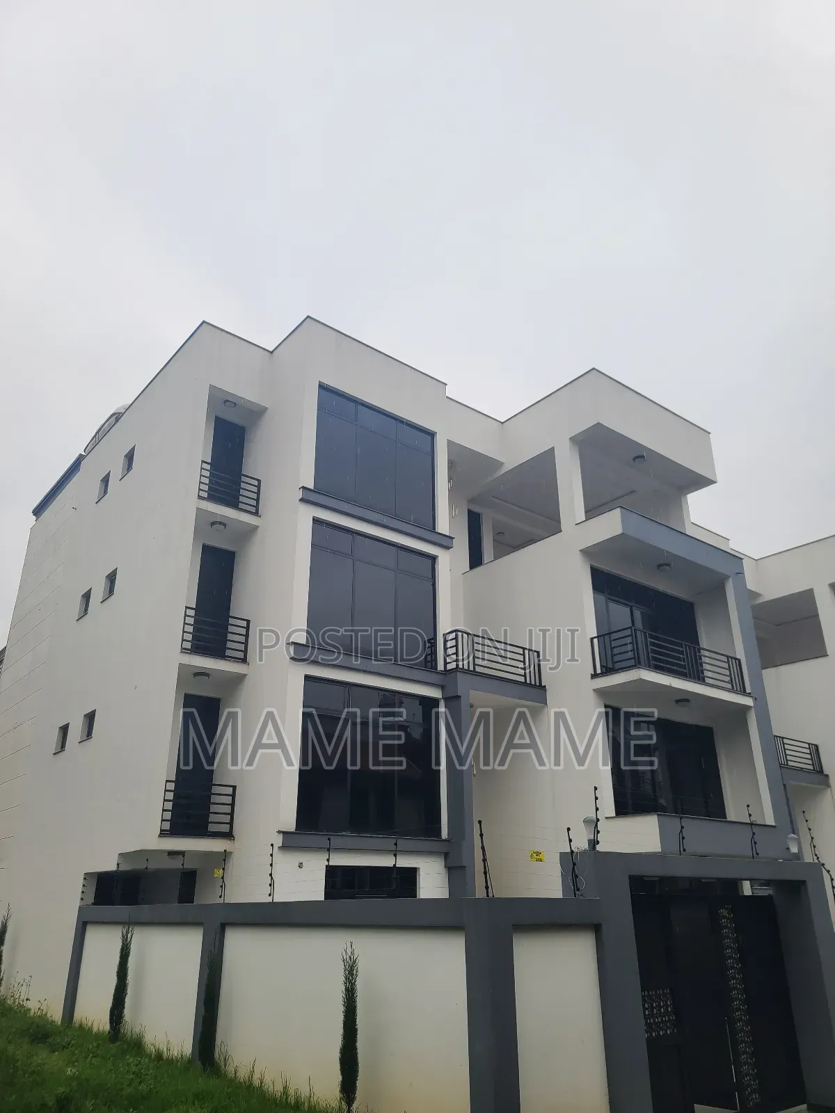 9bdrm House in Addis Abeba, Bole for rent