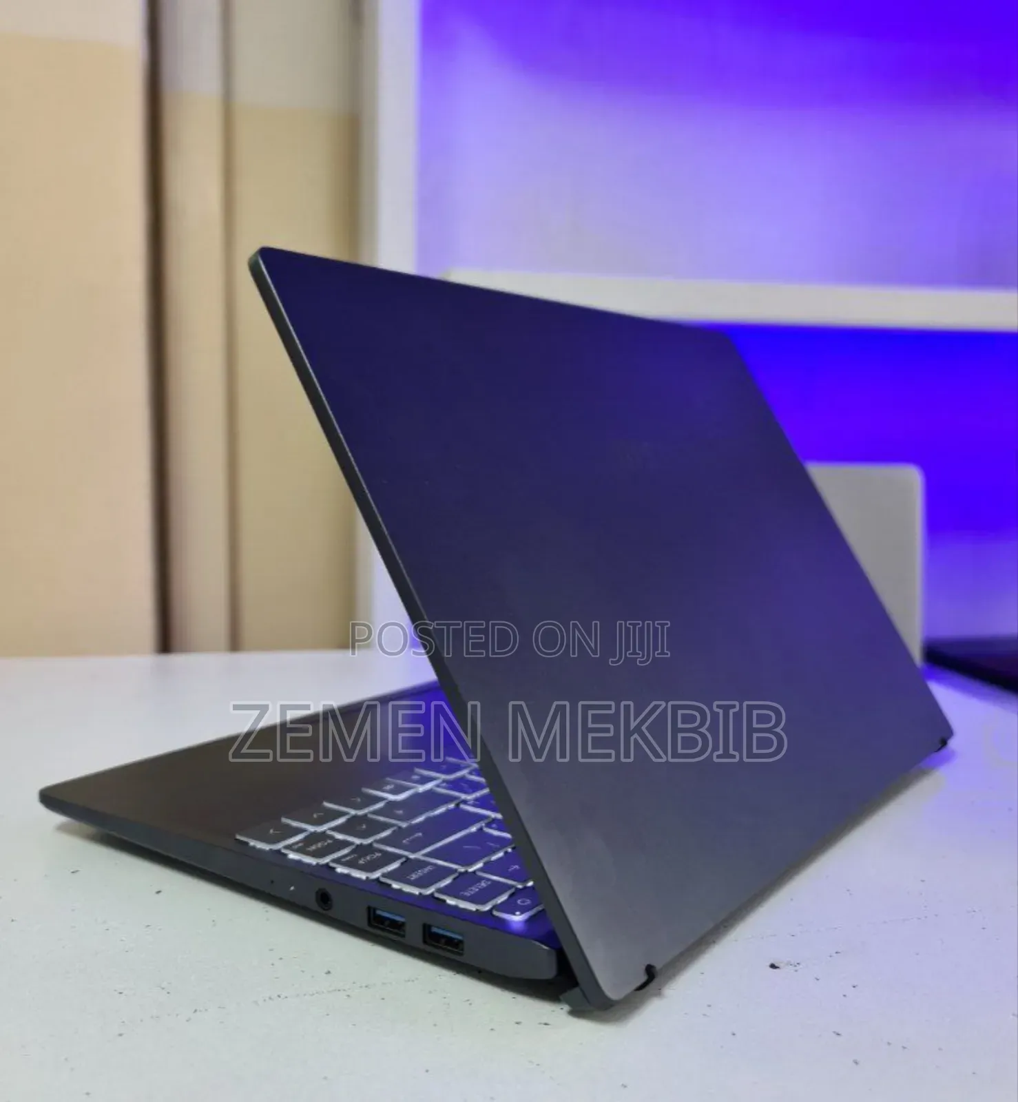 New Laptop MSI 8GB Intel Core I3 SSD 256GB