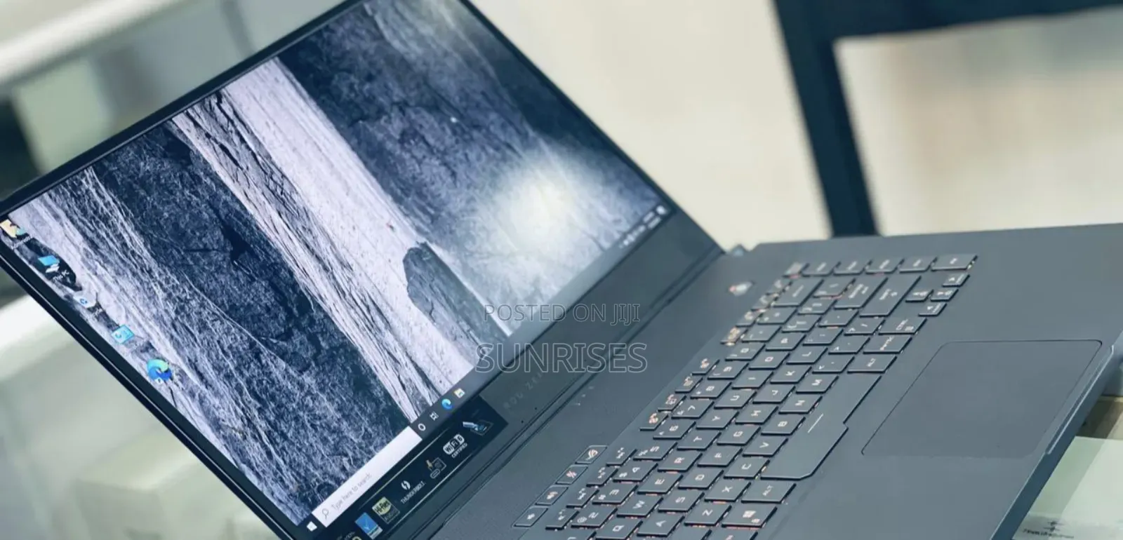 New Laptop Asus ROG Zephyrus G15 16GB Intel Core I7 SSD 512GB