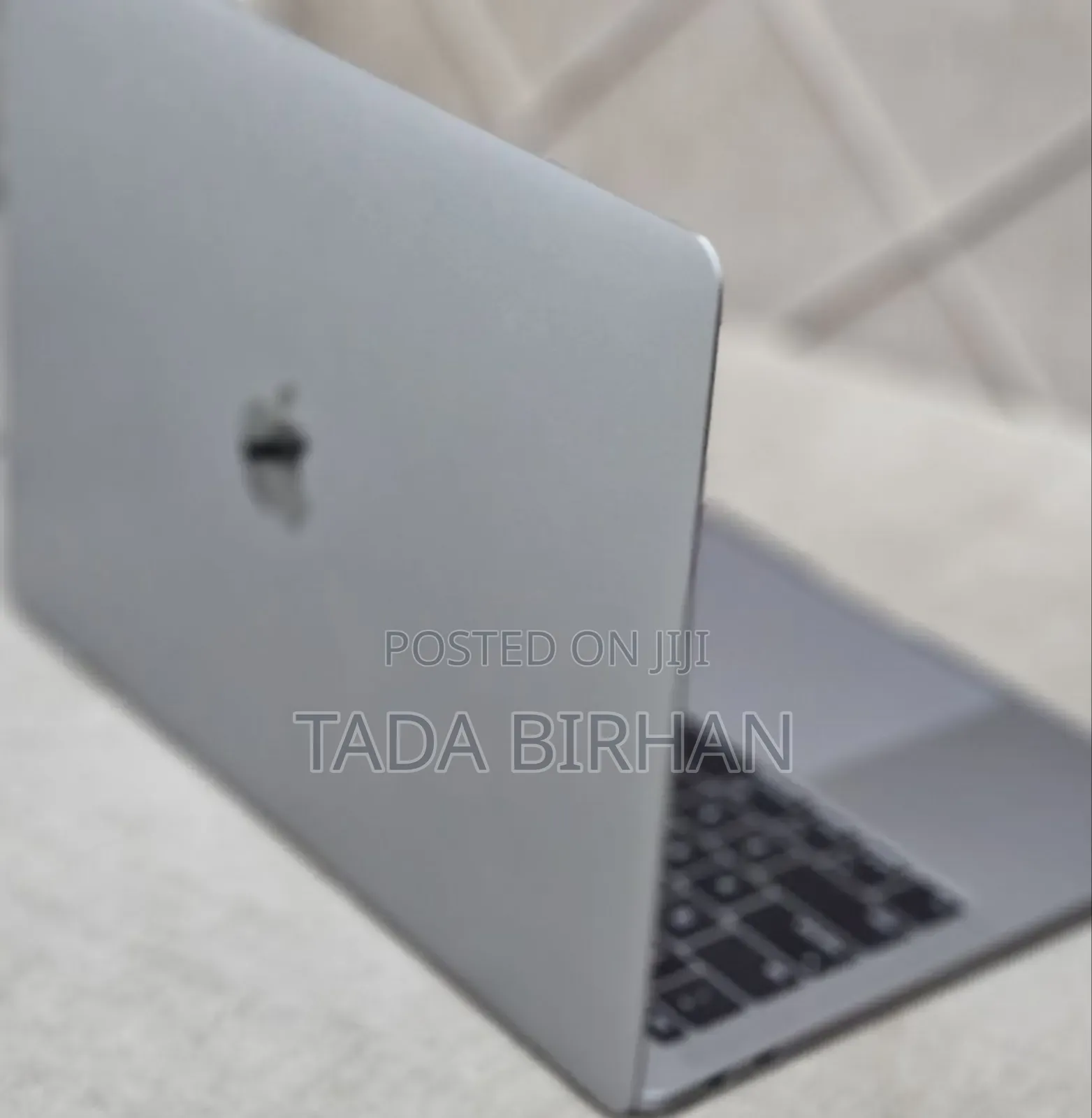 New Laptop Apple MacBook Pro 2017 8GB Intel Core I5 SSD 512GB